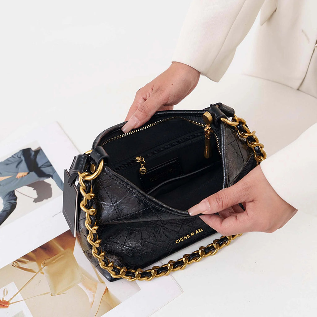 Muse Shoulder bag